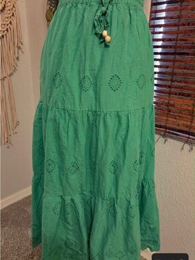 Women’s Green Eyelet Tiered Maxi Skirt with Drawstring Waist